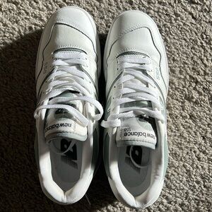 New Balance 550 sneakers